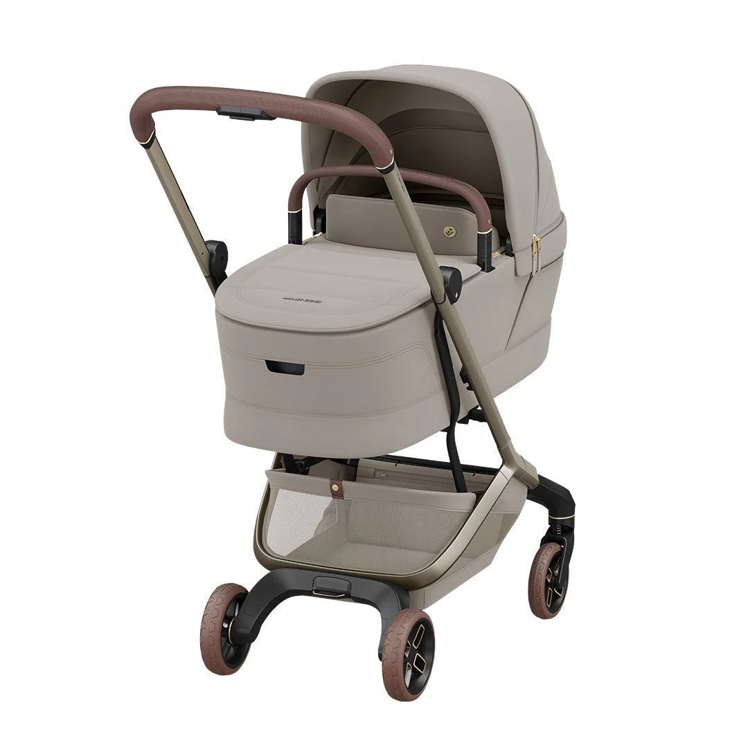 Maxi-Cosi Fame Cabin Cot - Sapphire Sand - Image 3