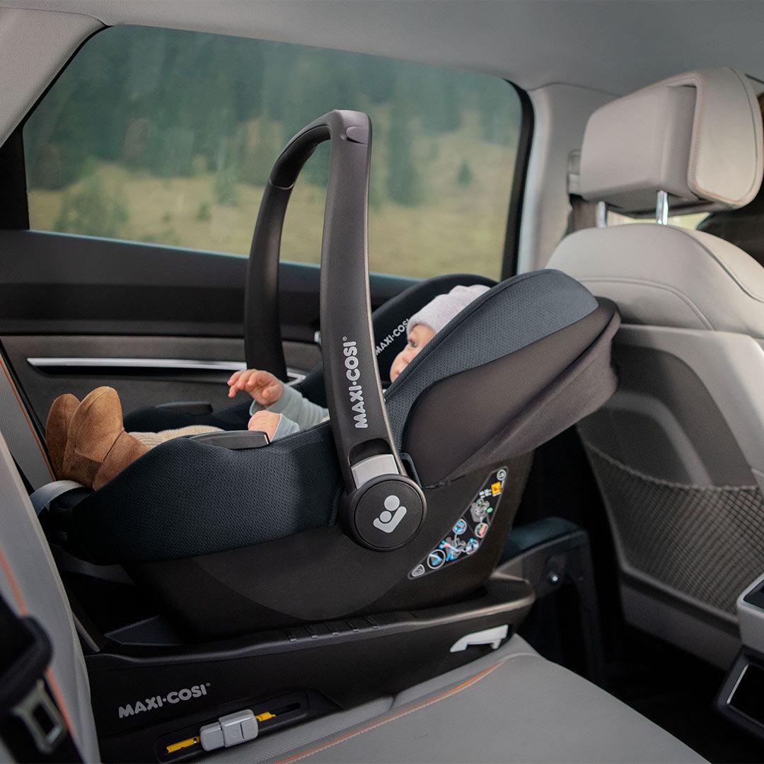 Maxi-Cosi CabrioFix i-Size Car Seat - Essential Graphite - Image 2