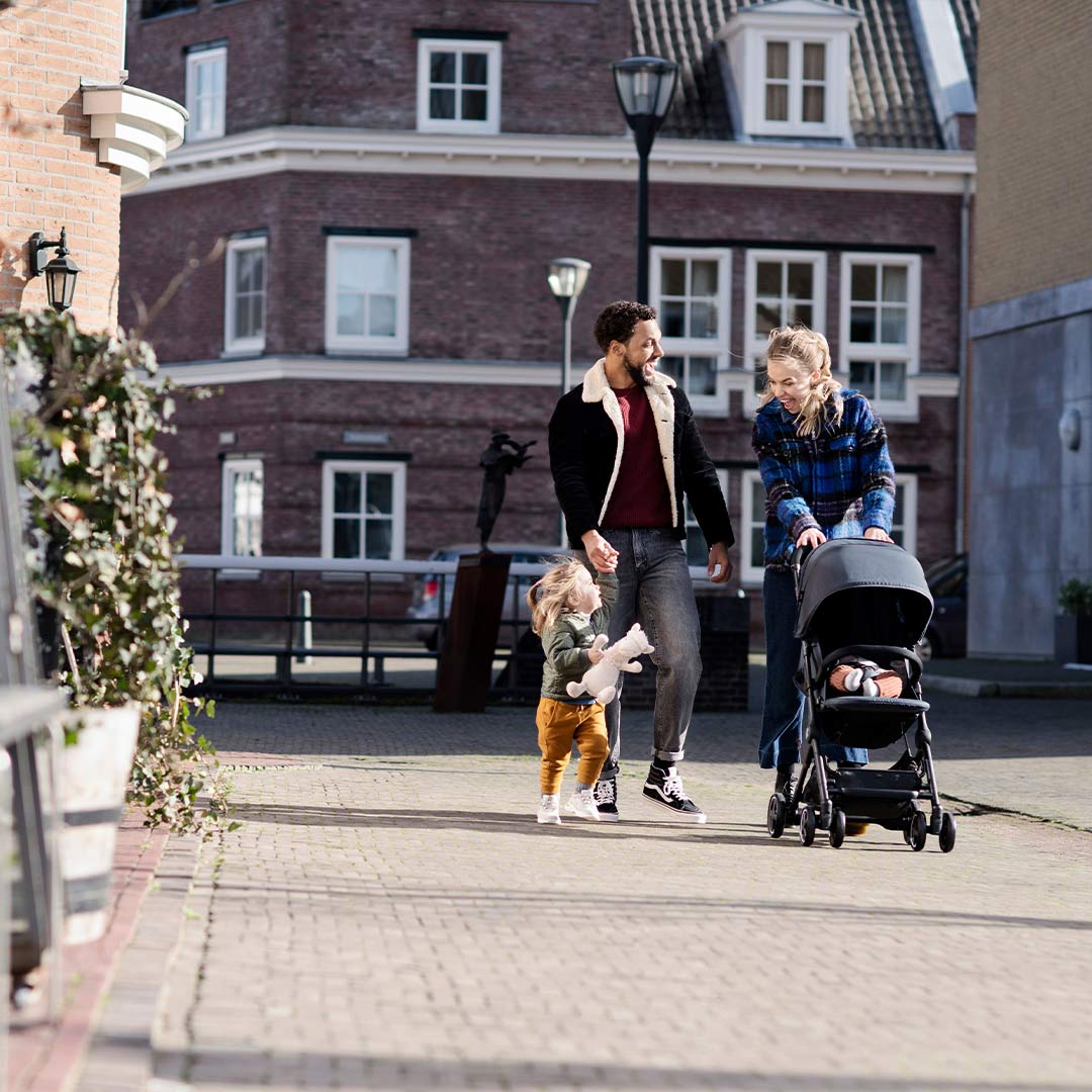 Maxi-Cosi Lara2 Pushchair - Essential Graphite - Image 4