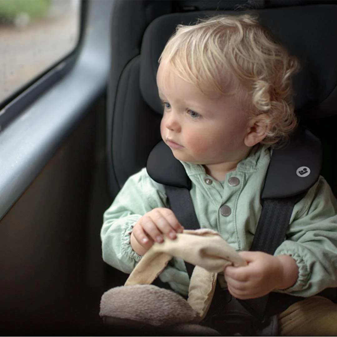 Maxi-Cosi Nomad Plus Car Seat - Authentic Black - Image 3