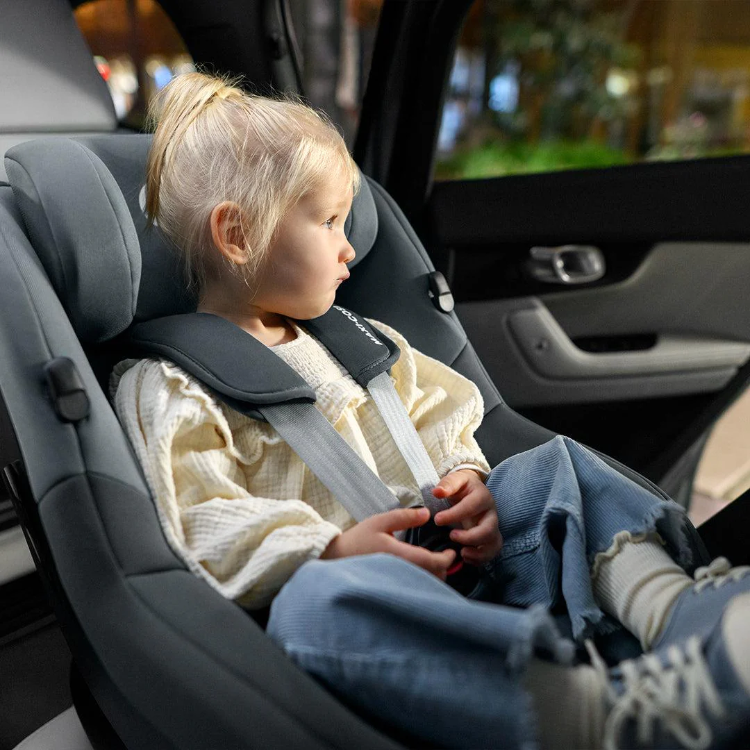 Maxi-Cosi Pearl S Car Seat - Tonal Graphite - Image 2