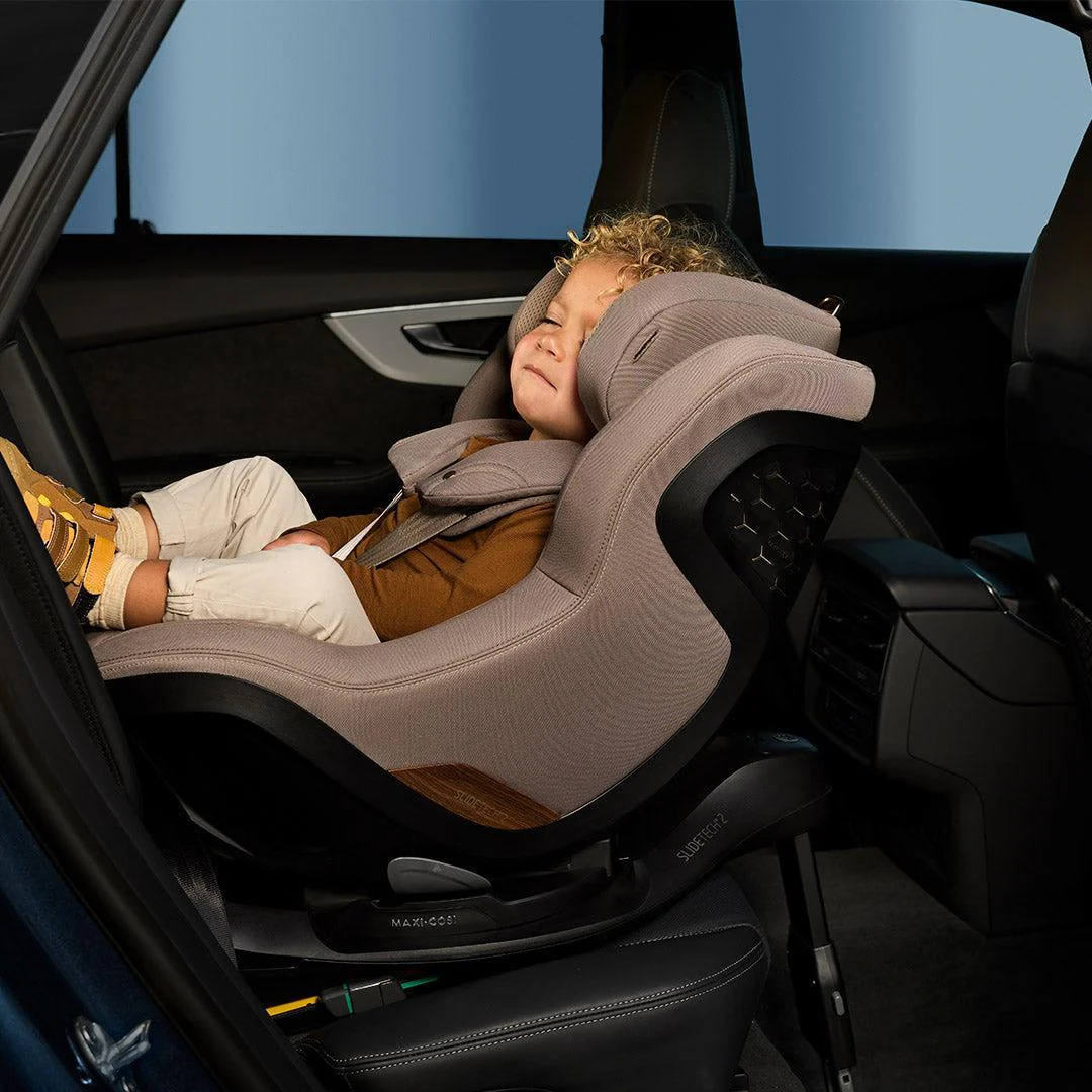 Maxi-Cosi Pearl Slide Pro Car Seat - Authentic Black - Image 4
