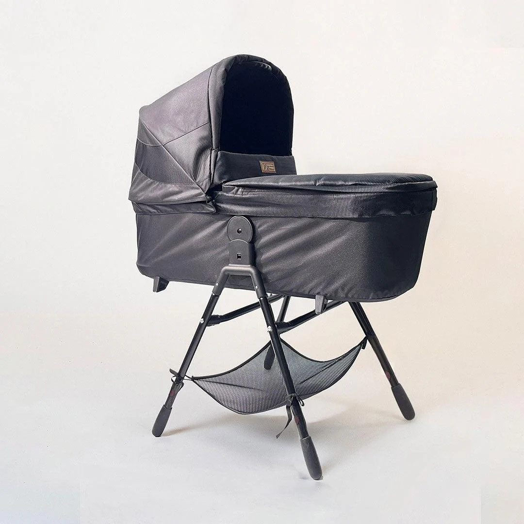 Mountain Buggy Terrain V4 Carrycot Plus Heritage Collection - Onyx - Image 2