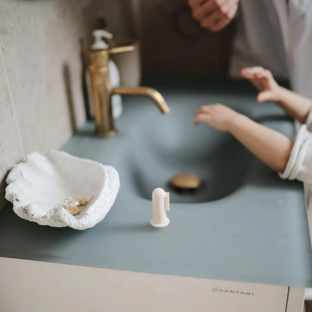 Mushie Finger Toothbrush - Blush/Shifting Sand - Image 2