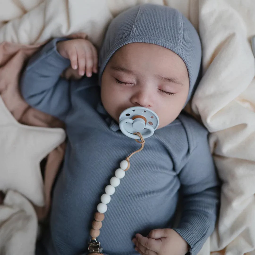 Mushie Ribbed Baby Bonnet - Tradewinds - Image 2