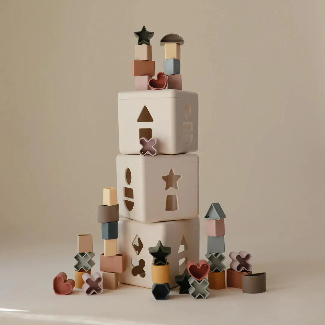 Mushie Shape Sorting Box - Image 2