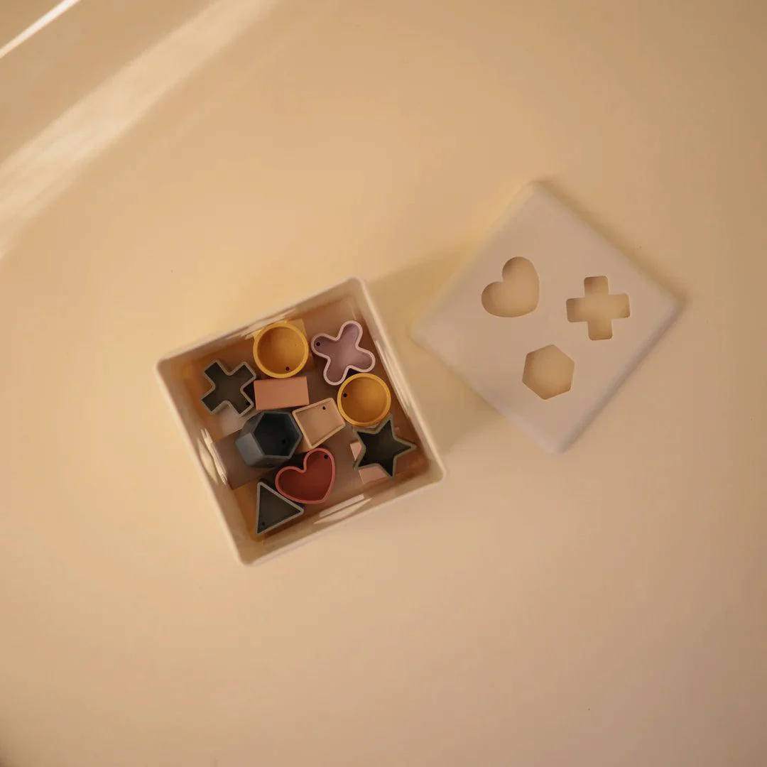 Mushie Shape Sorting Box - Image 6