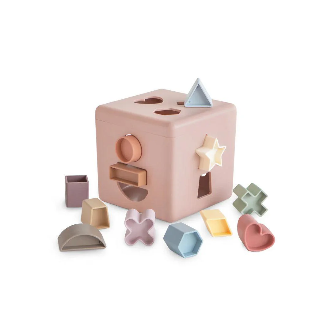 Mushie Shape Sorting Box - Petal
