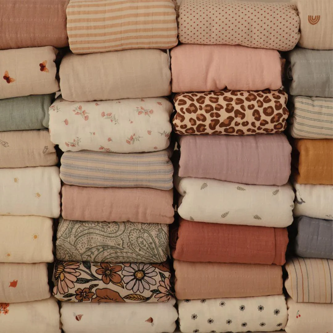 Mushie Swaddle - Bows - Image 5