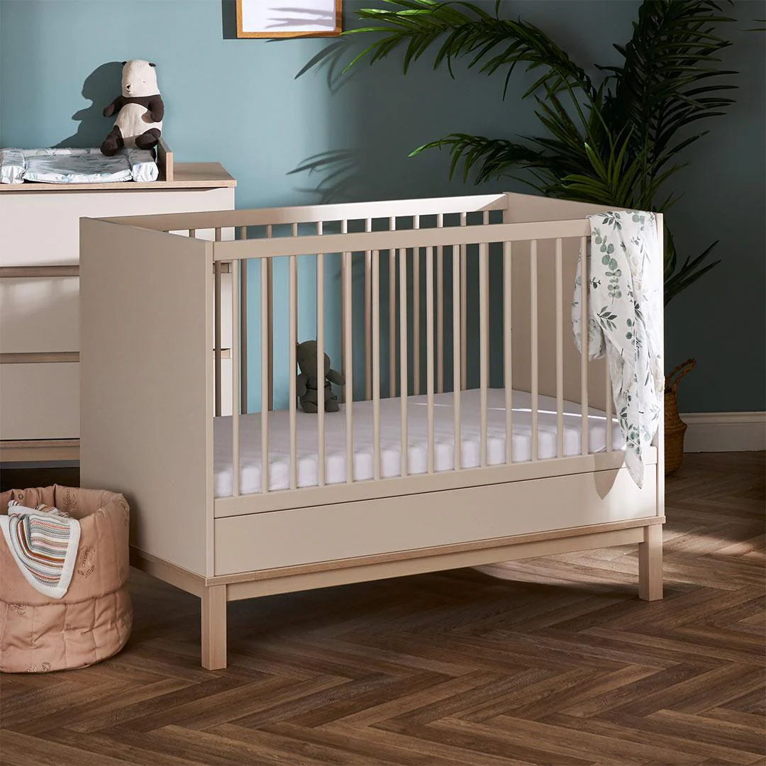 Obaby Astrid Mini 3 Piece Room Set - Satin - Image 2