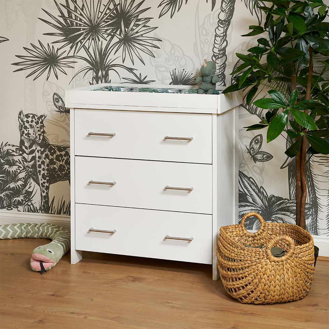 Obaby Nika 3 Piece Room Set - White Wash - Image 5