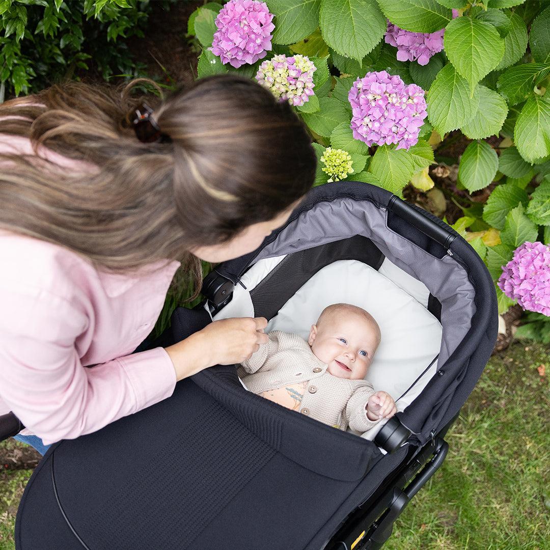 Joie Finiti Flex Travel Ready Bundle - Image 2