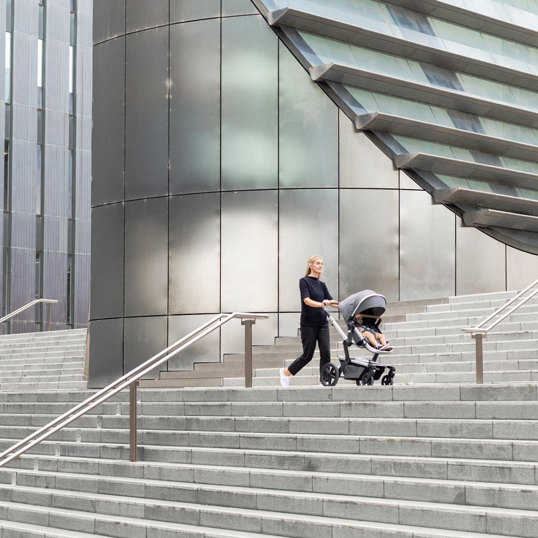 Outlet - Joolz Day+ Complete Pushchair - Awesome Anthracite - Image 3