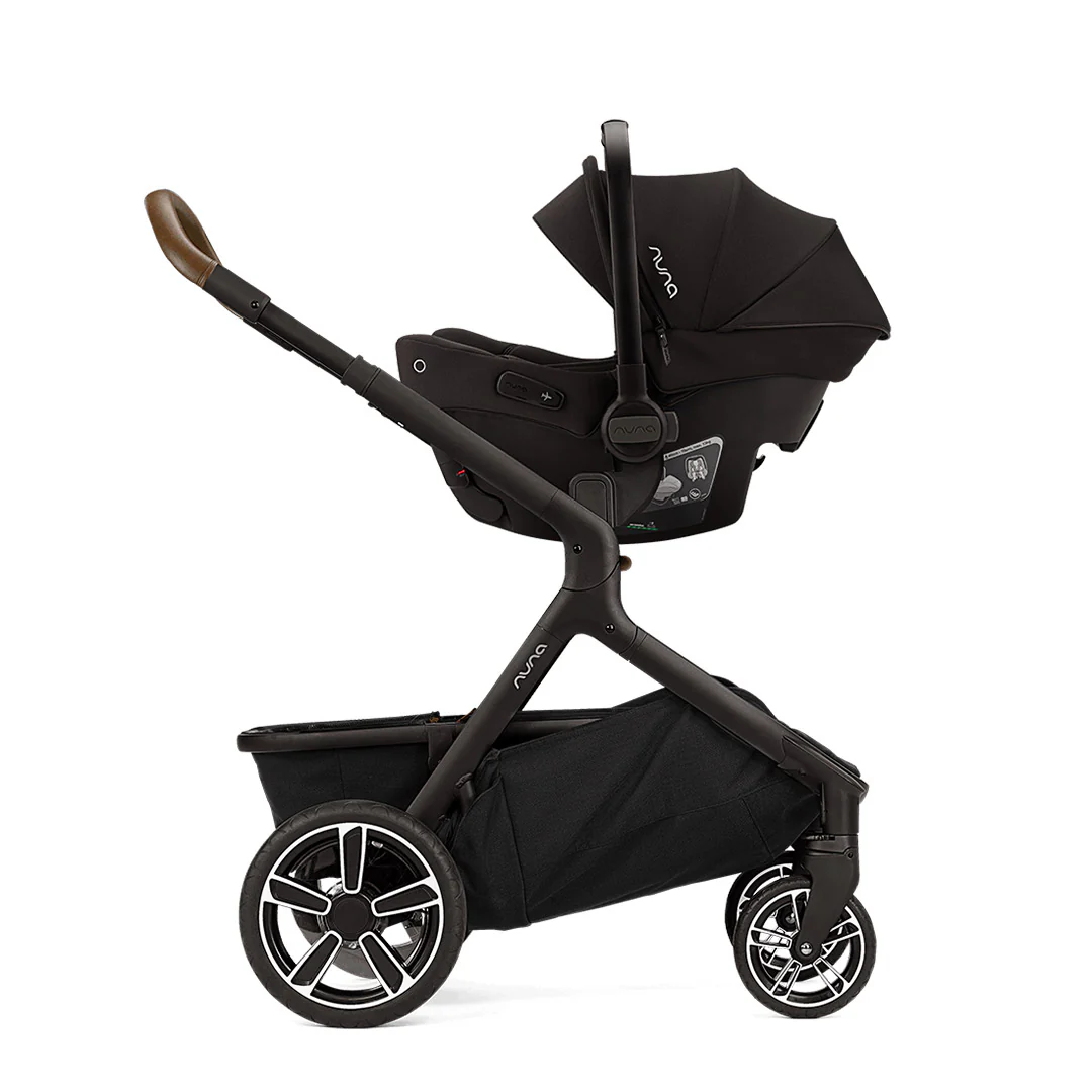 Outlet - Nuna PIPA URBN Integrated Isofix Car Seat - Caviar - Image 4
