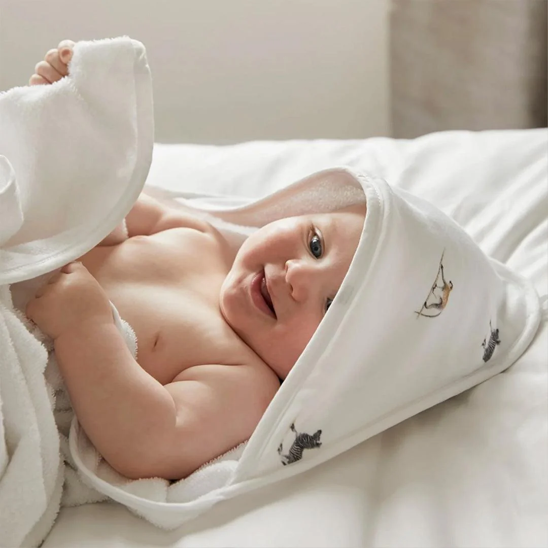 Rosa & Blue Hooded Towel - Safari - Image 4