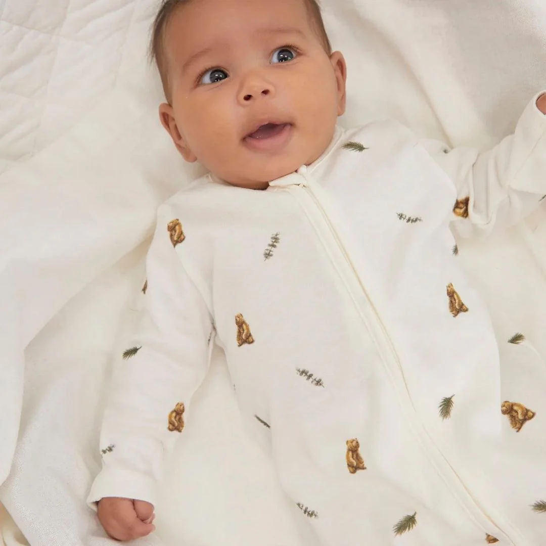 Rosa & Blue Sleepsuit - Brown Bear - Image 4