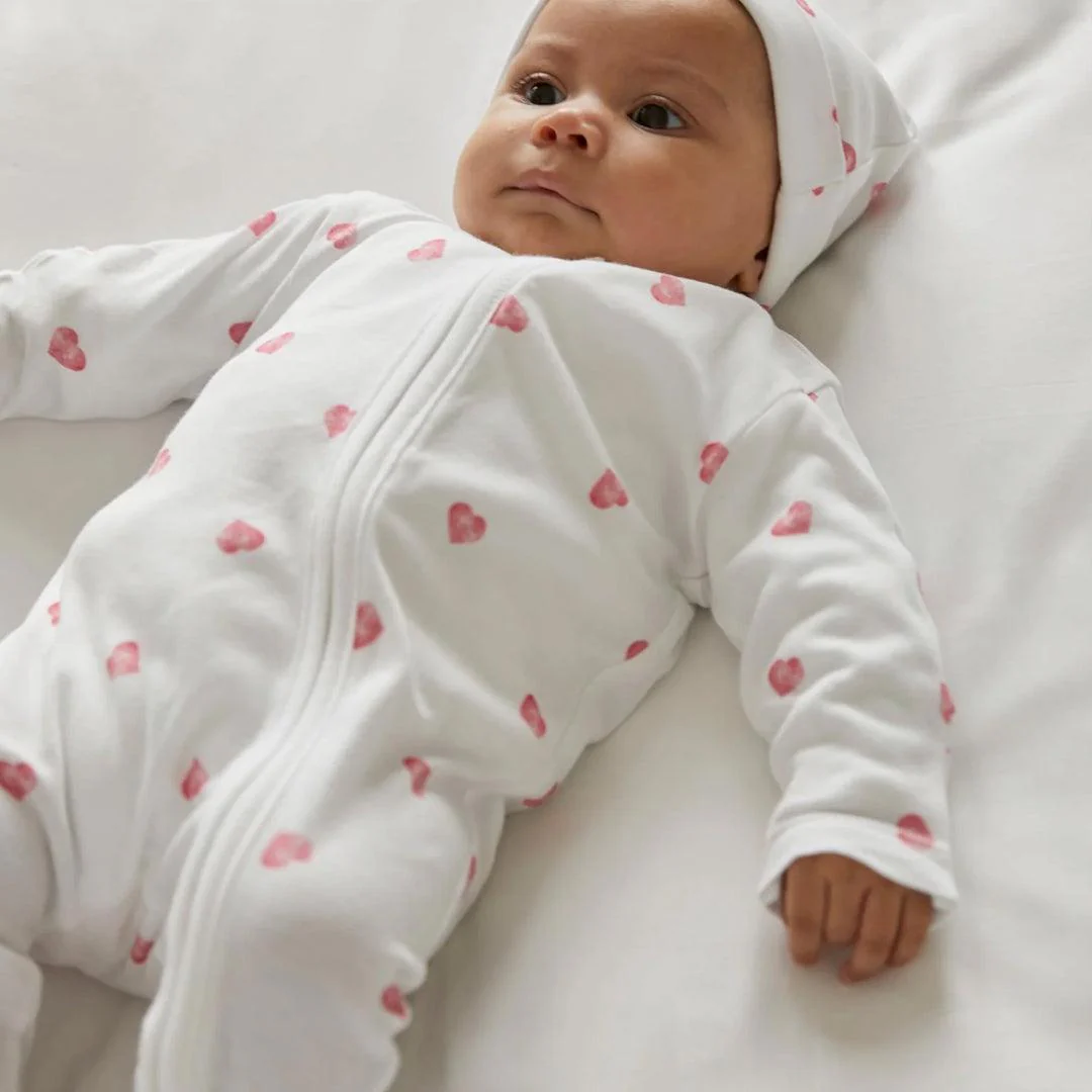 Rosa & Blue Sleepsuit - Heart - Image 2