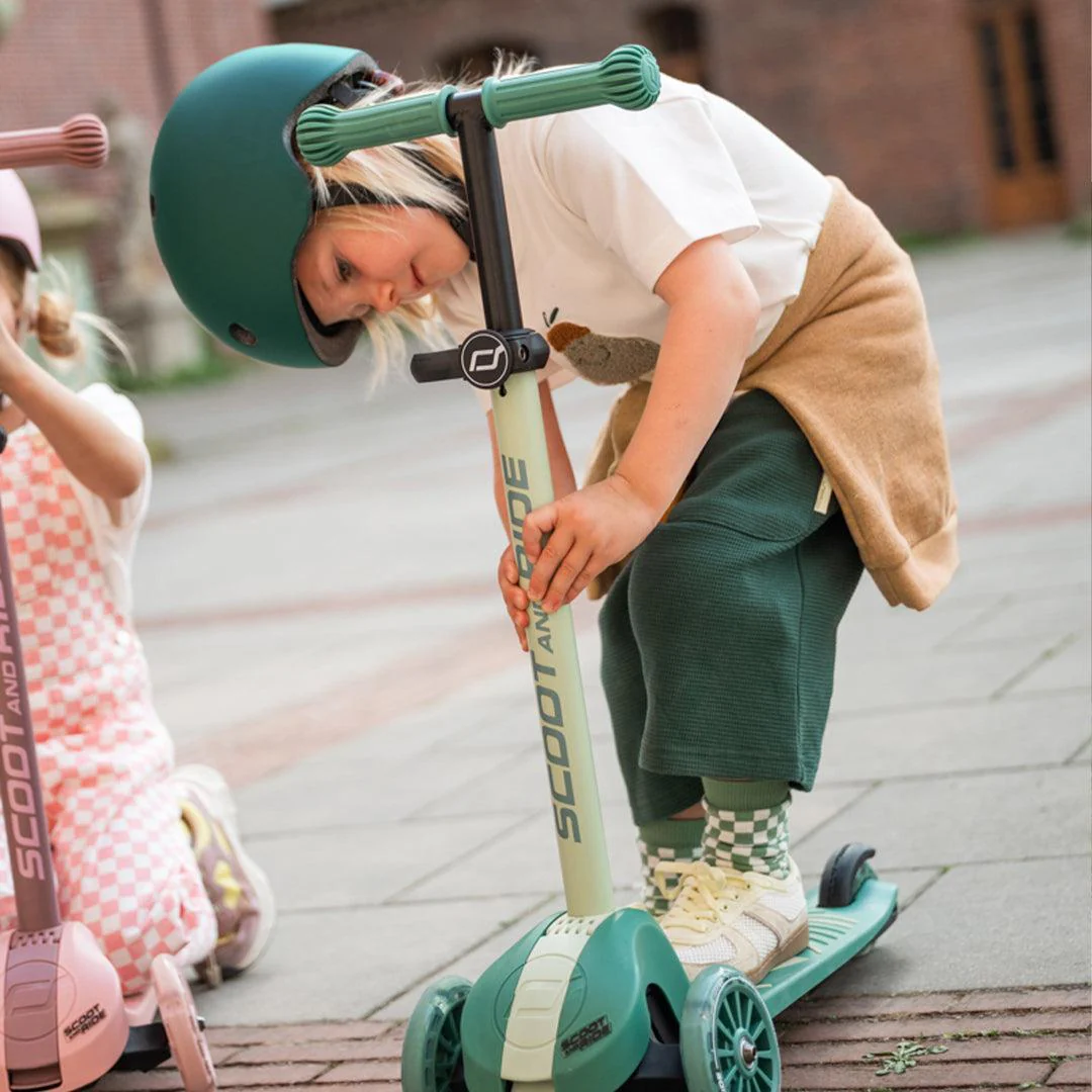 Scoot and Ride Highway Kick 3S - Forest - Image 4