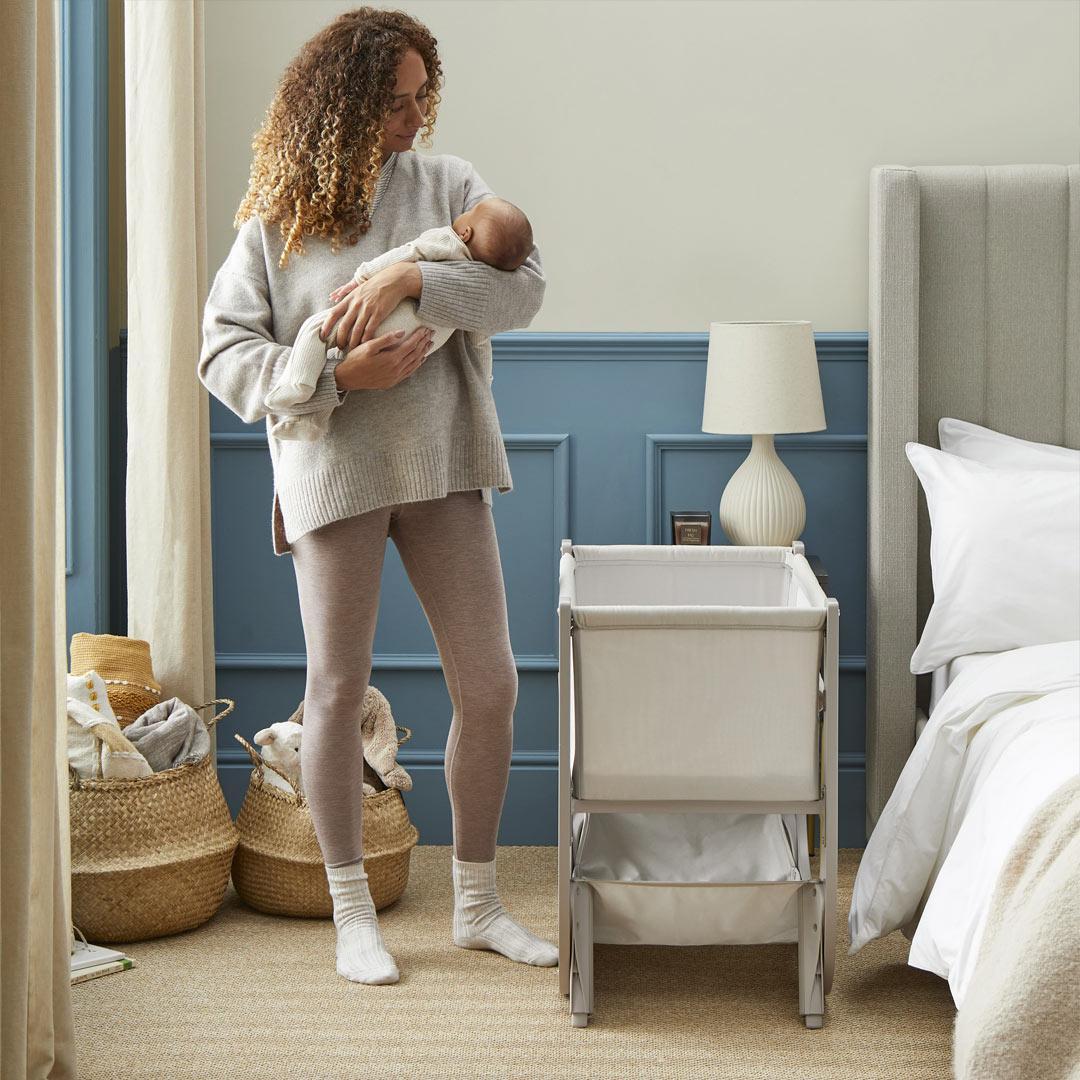 Shnuggle Air Lite Bedside Crib Bundle - Taupe - Image 2