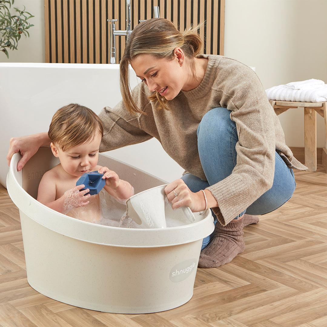 Shnuggle ECO Collection Rinsing Jug  - Cookies & Cream - Image 4
