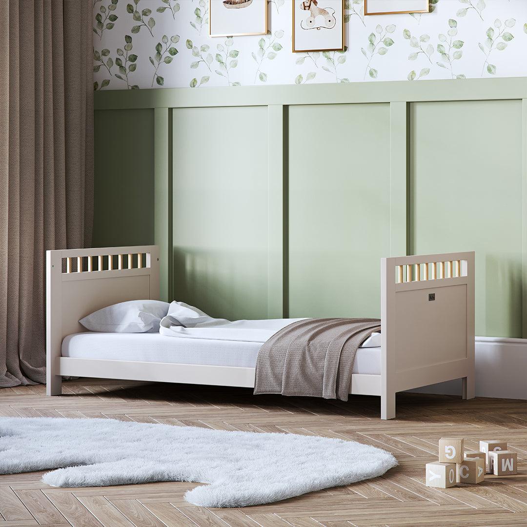 Silver Cross Seville 2 Piece Room Set - Cashmere Oak - Image 8