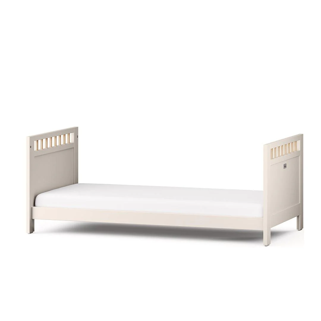 Silver Cross Seville 2 Piece Room Set - Cashmere Oak - Image 5