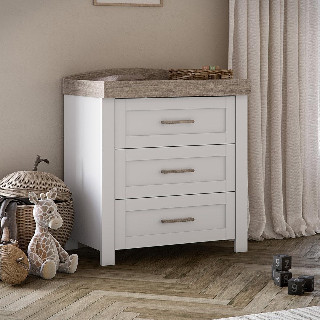 Silver Cross Valencia 2 Piece Nursery Set (Cot Bed & Dresser) - Ash White - Image 6