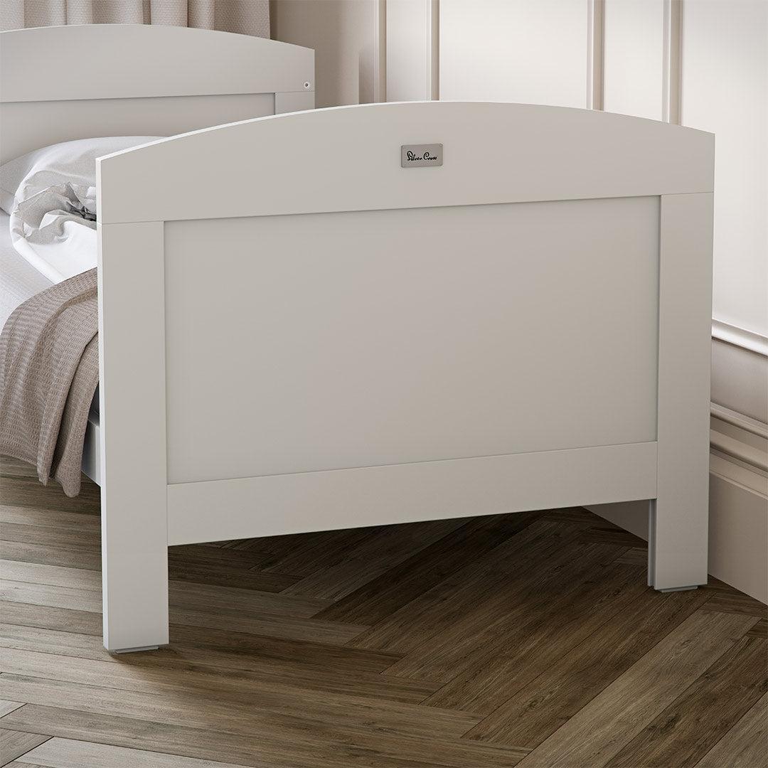 Silver Cross Valencia Cot Bed - Ash White - Image 6
