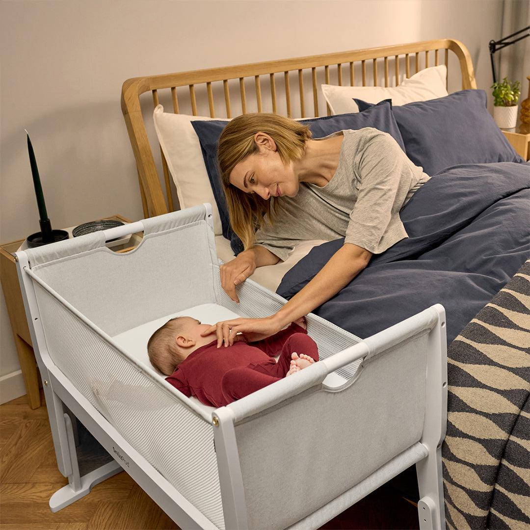 Snuz SnuzPod Studio Bedside Crib - Paris White - Image 7