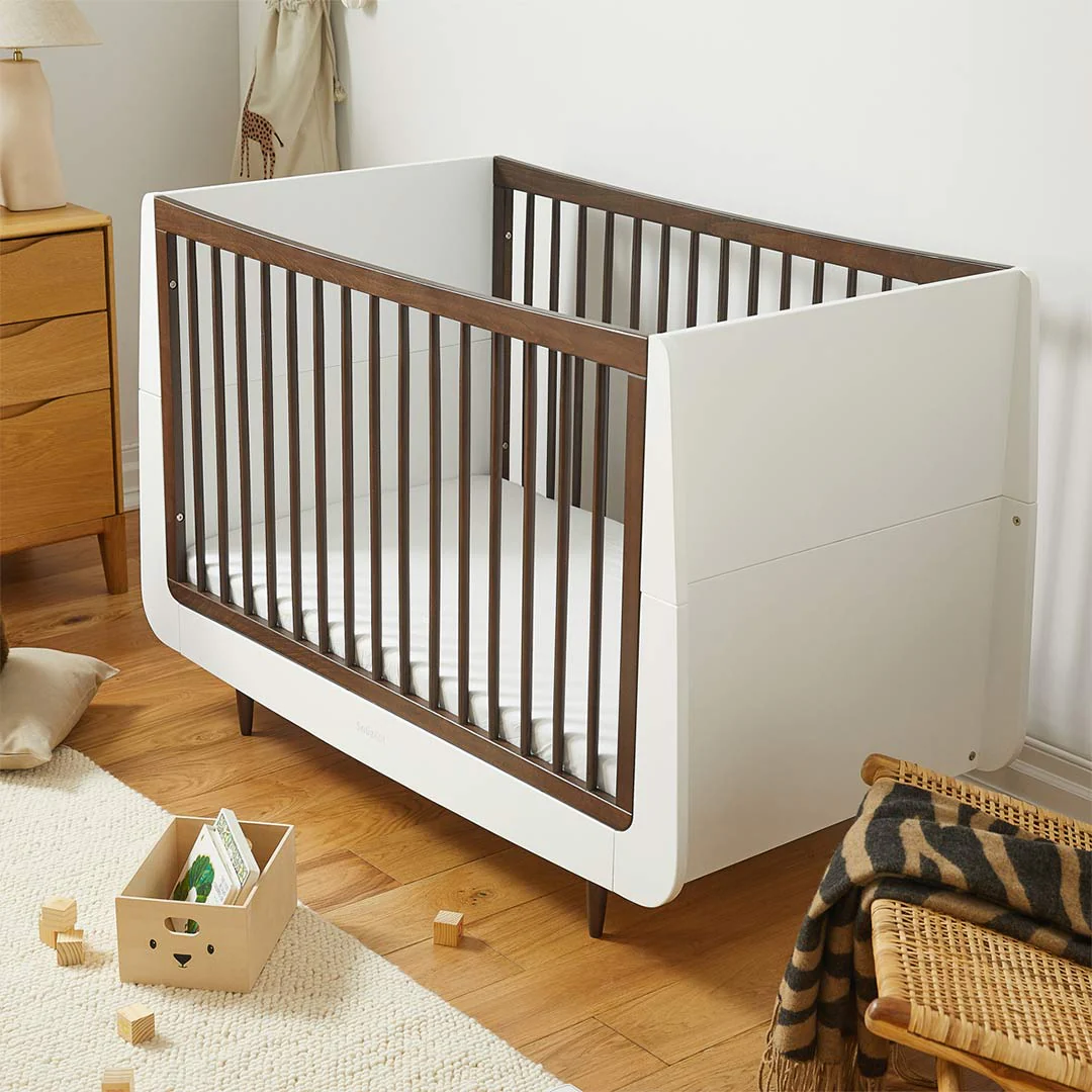 SnuzKot 2 Piece Nursery Furniture Set - The Natural Edit - Ebony - Image 4