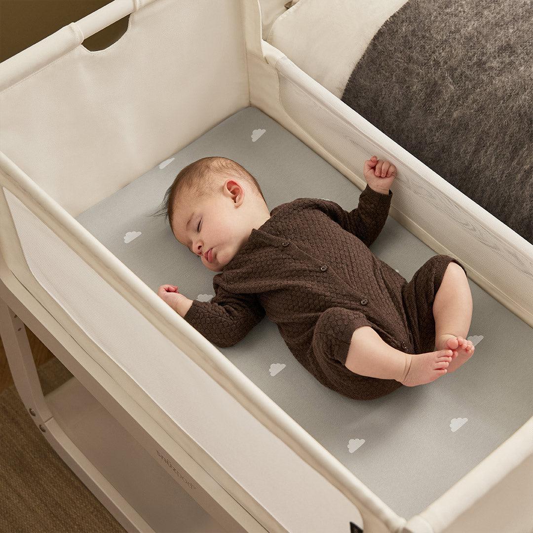 SnuzPod 5 Bedside Crib - White - Image 8