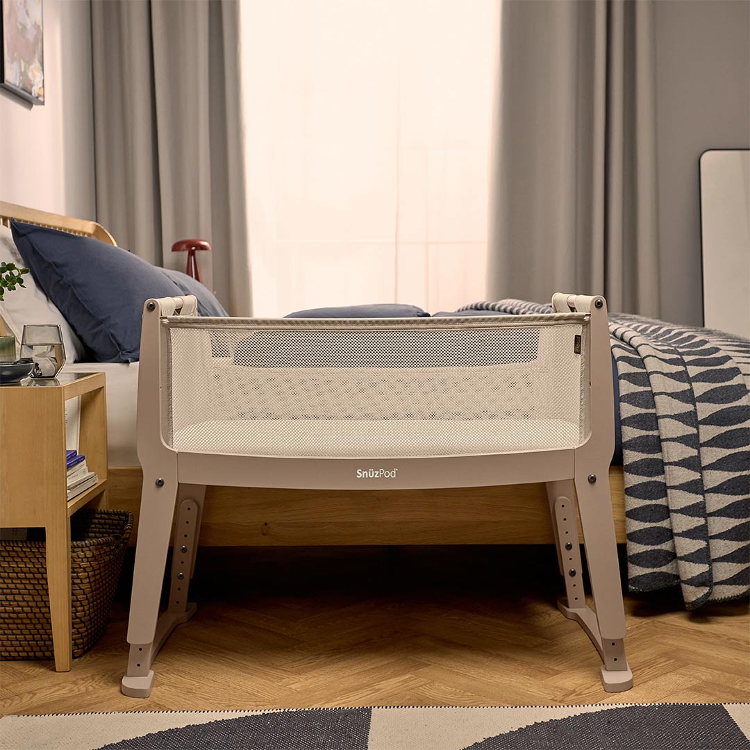 SnuzPod Studio Bedside Crib - Milan - Image 2