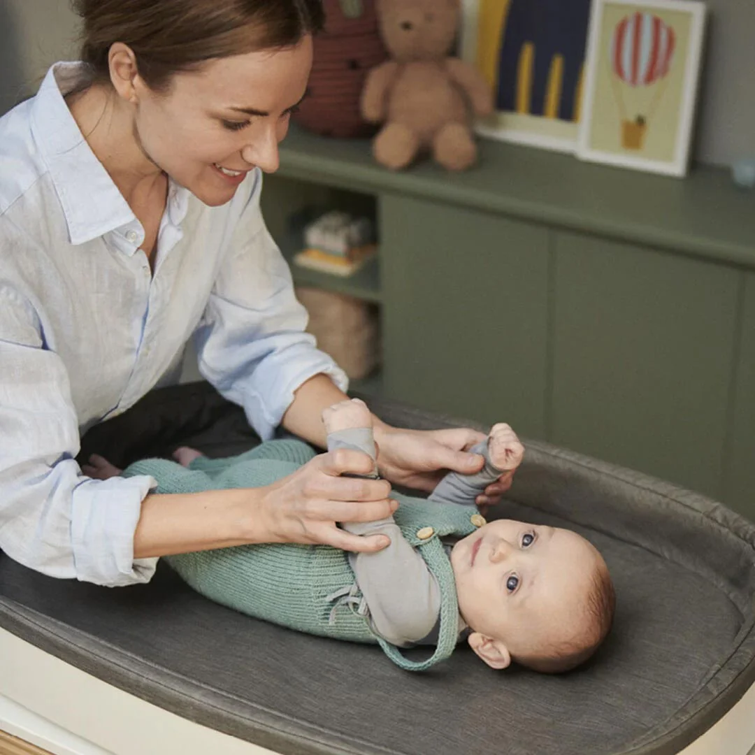 Stokke® Sleepi™ Changer - White - Image 3