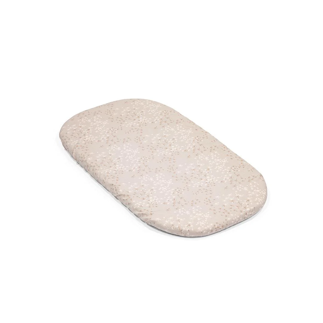 Stokke® Snoozi™ Fitted Sheet - 2 Pack  - Vanilla Dandelion - Image 2