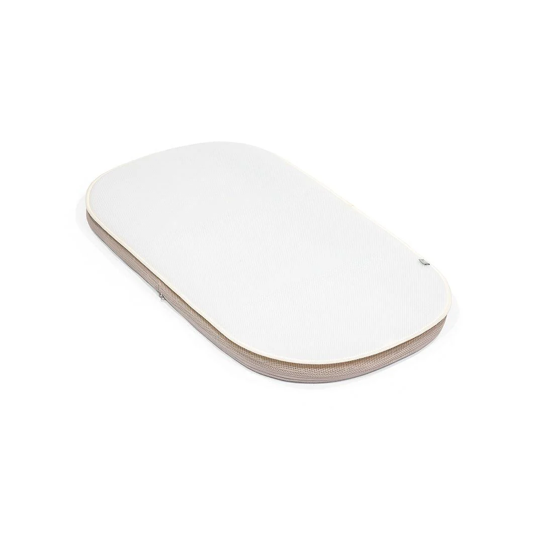 Stokke® Snoozi™ Protection Sheet - White - Image 2