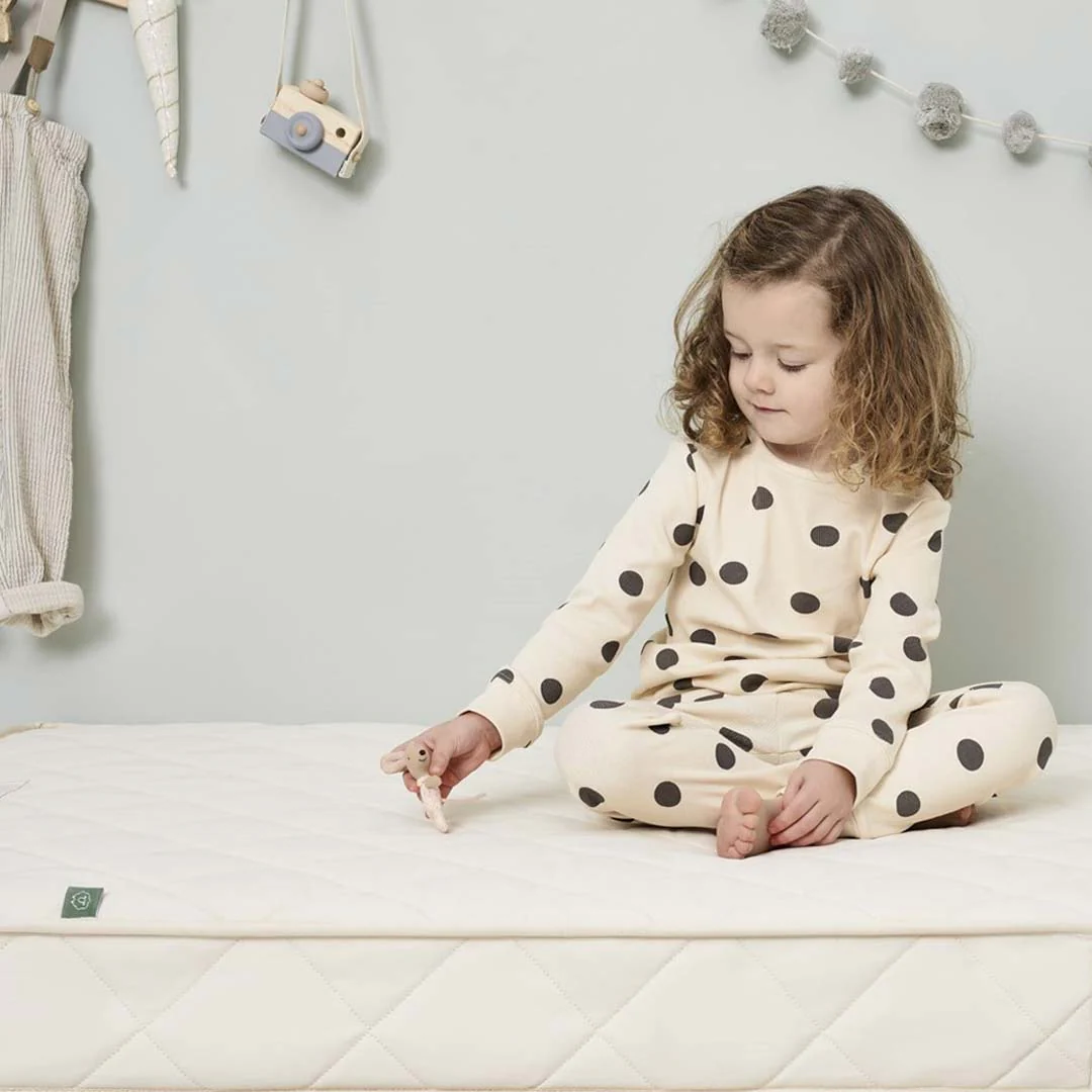 The Little Green Sheep Natural Junior Mattress 90x190cm - Image 4