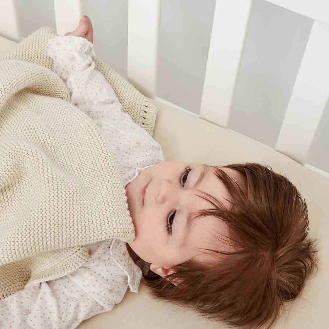 The Little Green Sheep Organic Knitted Cellular Baby Blanket - Linen - Image 5