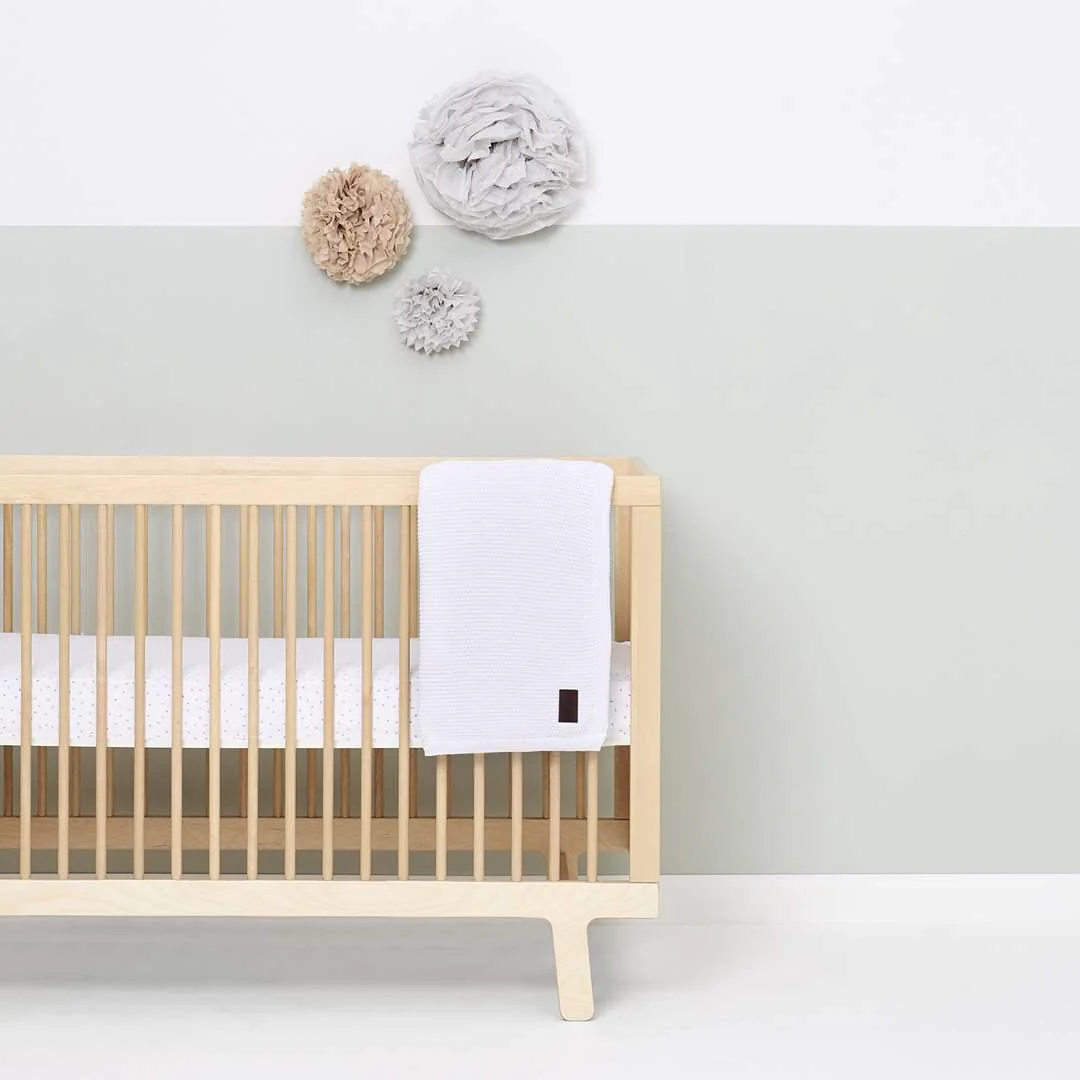 The Little Green Sheep Organic Knitted Fleece Baby Blanket - White - Image 2
