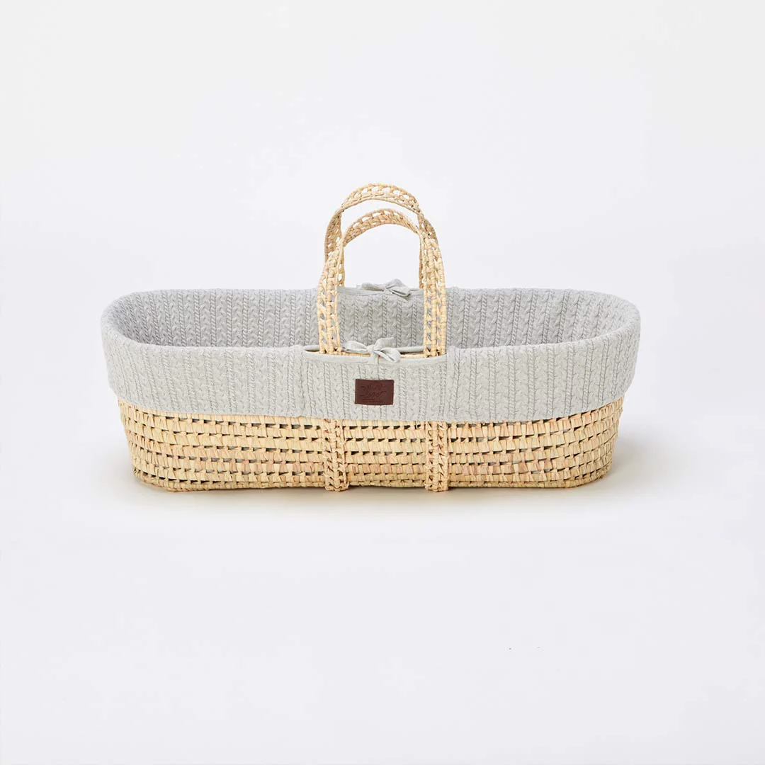 The Little Green Sheep Organic Knitted Moses Basket & Mattress - Dove - Image 3