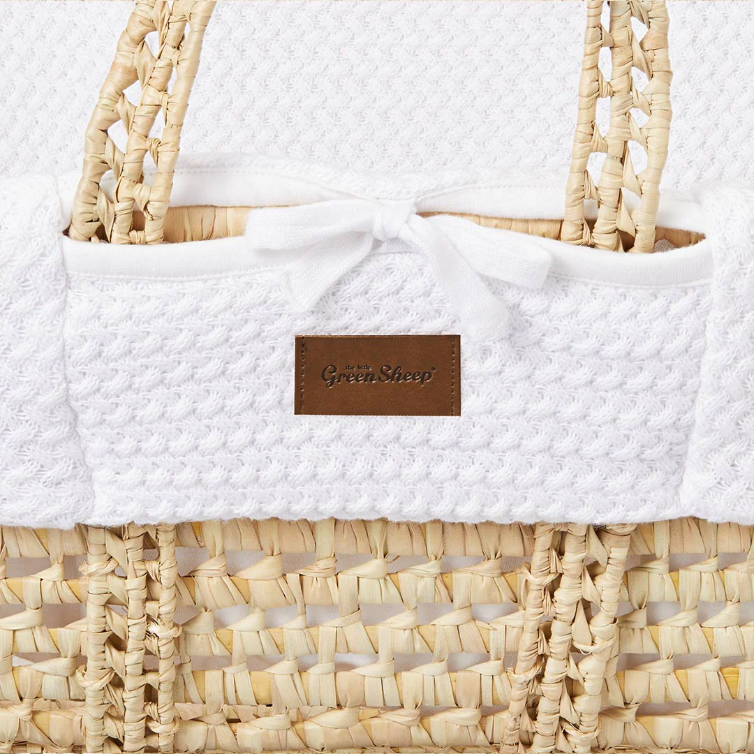 The Little Green Sheep Wheat Knit Moses Basket and Foldable Stand Bundle - White  / Natural - Image 4