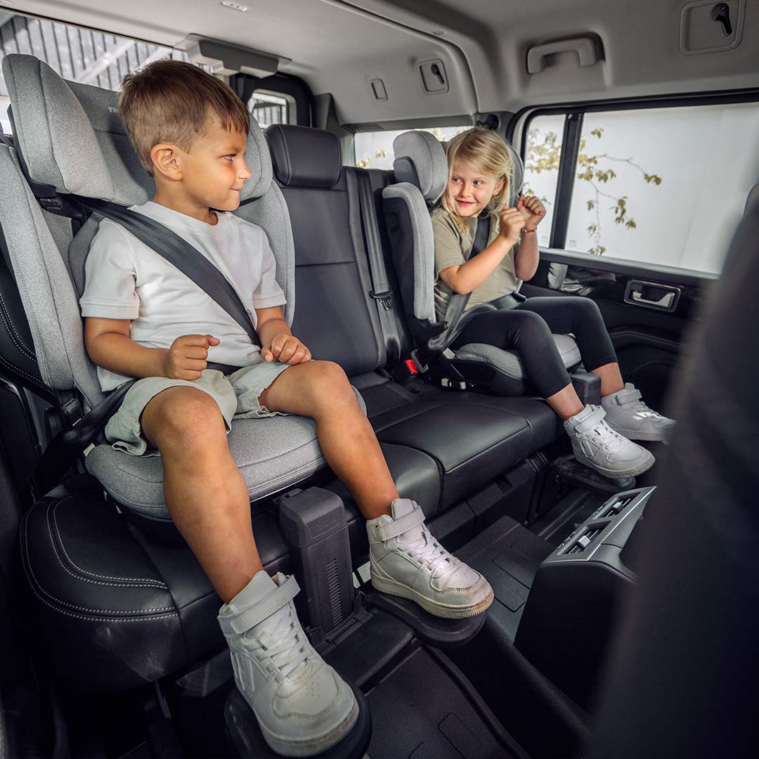 Thule Palm High Back Booster Seat - Black - Image 2