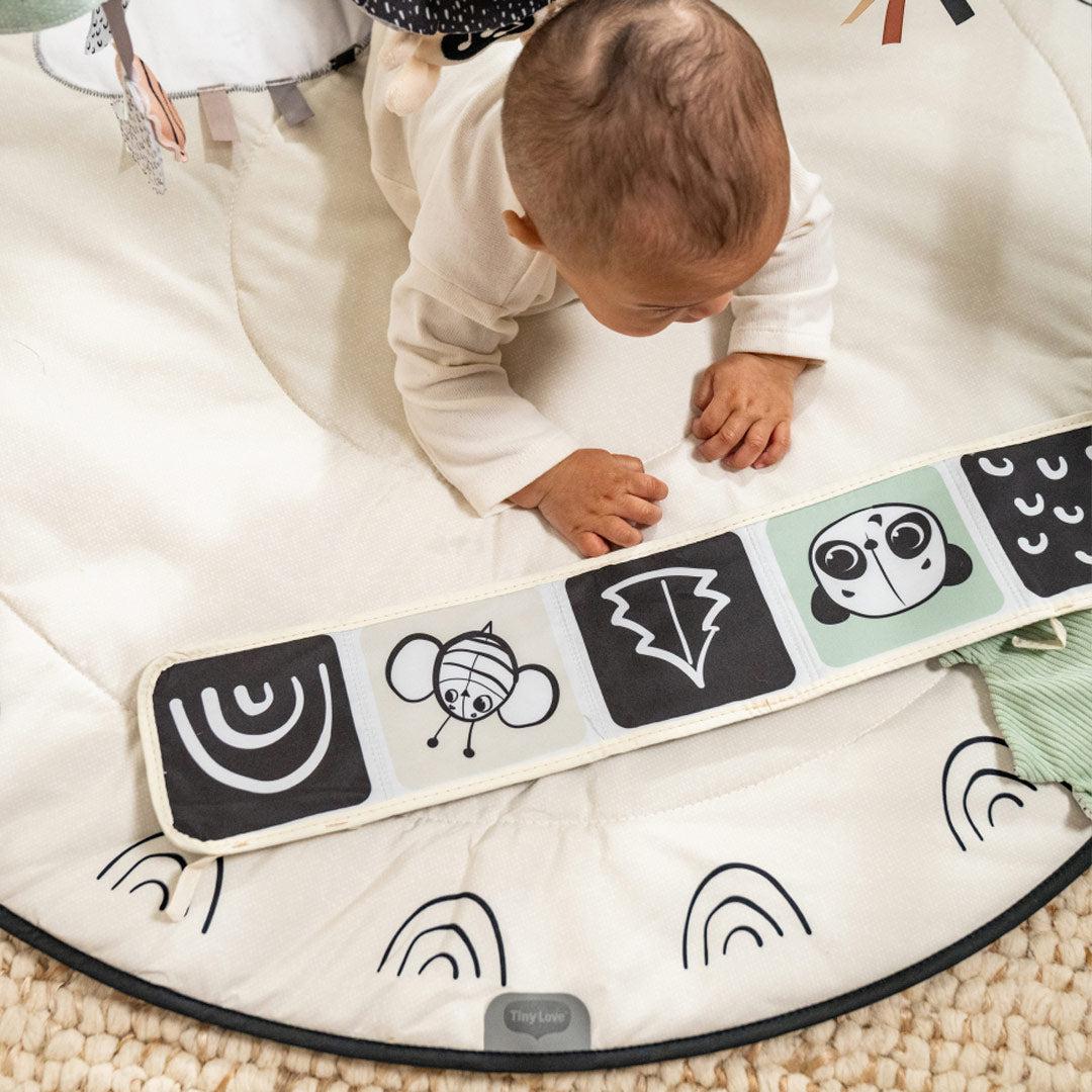 Tiny Love Luxe Gymini - Black & White Décor - Image 6