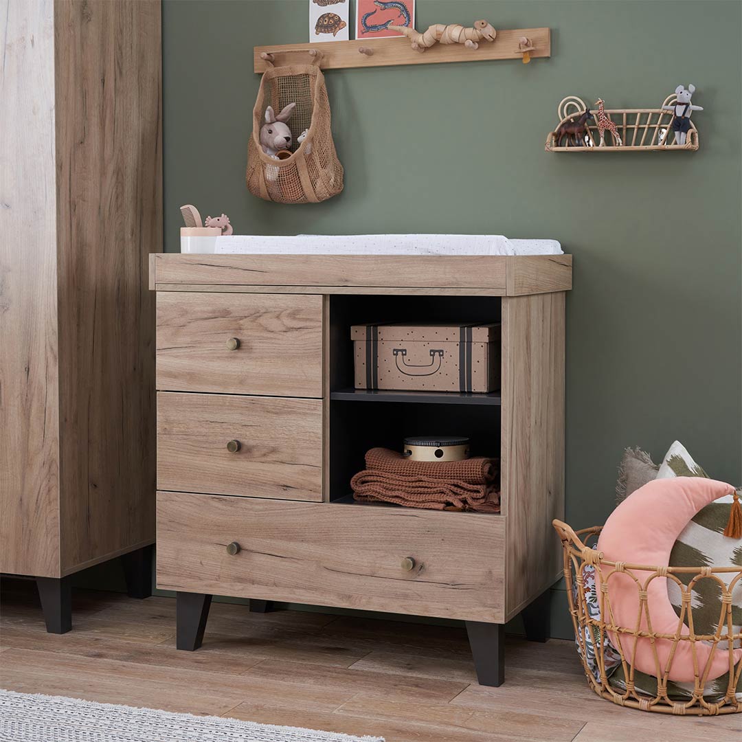 Tutti Bambini Como Chest Changer - Distressed Oak/Slate Grey - Image 2