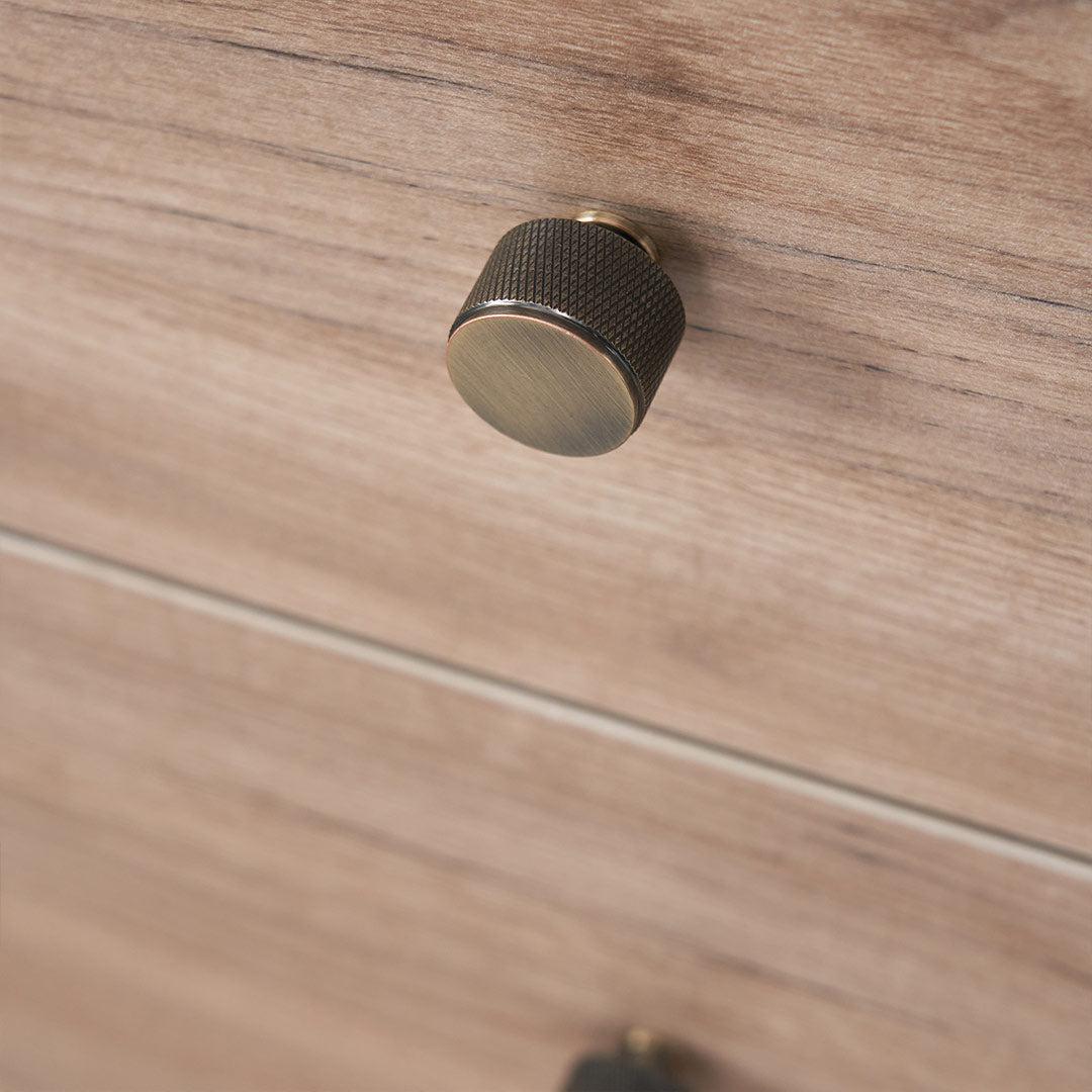 Tutti Bambini Como Chest Changer - Distressed Oak/Slate Grey - Image 4