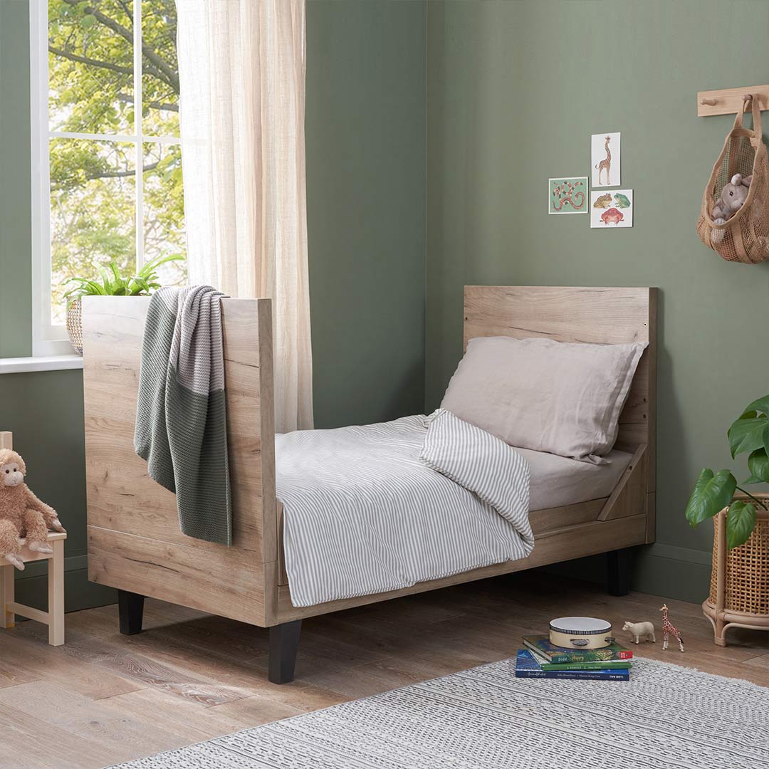 Tutti Bambini Como Cot Bed - Distressed Oak/Slate Grey - Image 4