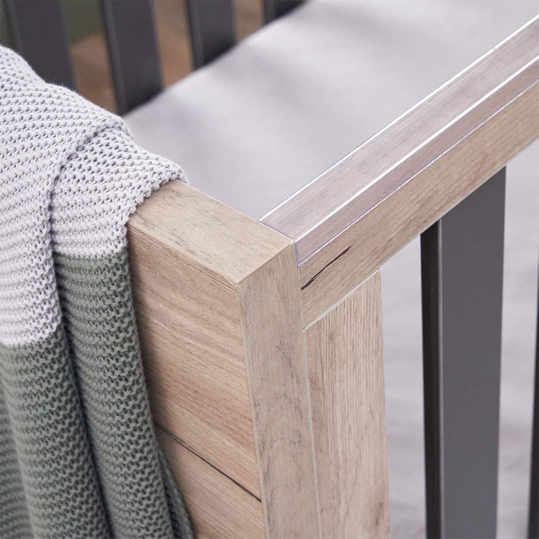 Tutti Bambini Como Cot Bed - Distressed Oak/Slate Grey - Image 5