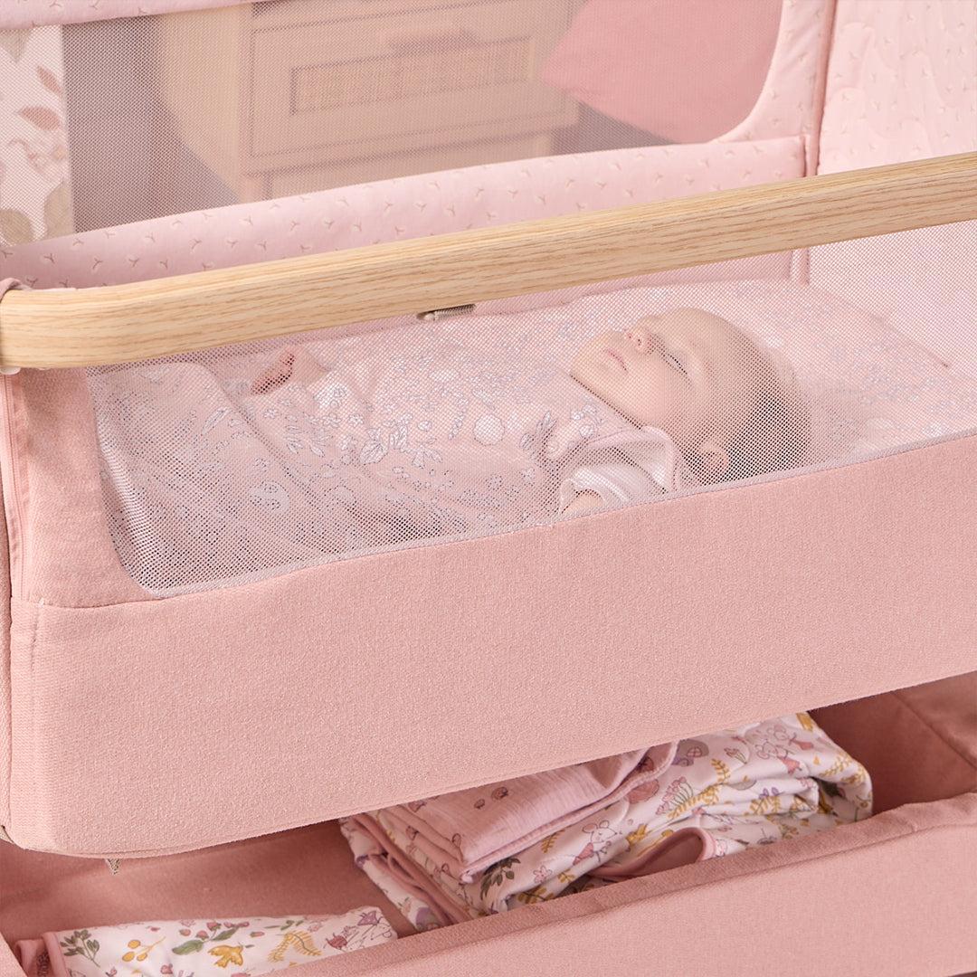 Tutti Bambini Cozee Air 2 Bedside Crib - Drifted Oak / Blush - Image 4