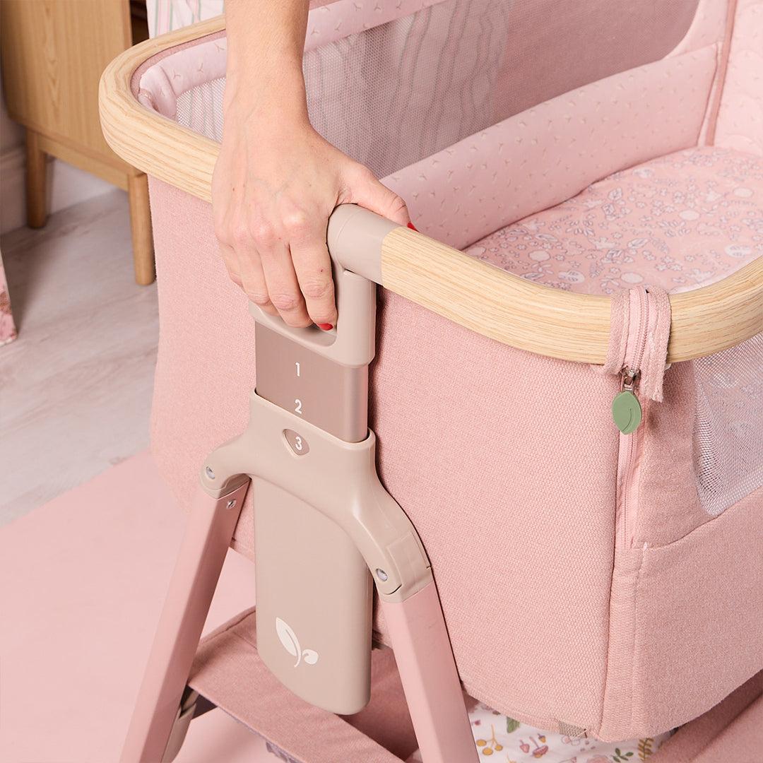 Tutti Bambini Cozee Air 2 Bedside Crib - Drifted Oak / Blush - Image 9