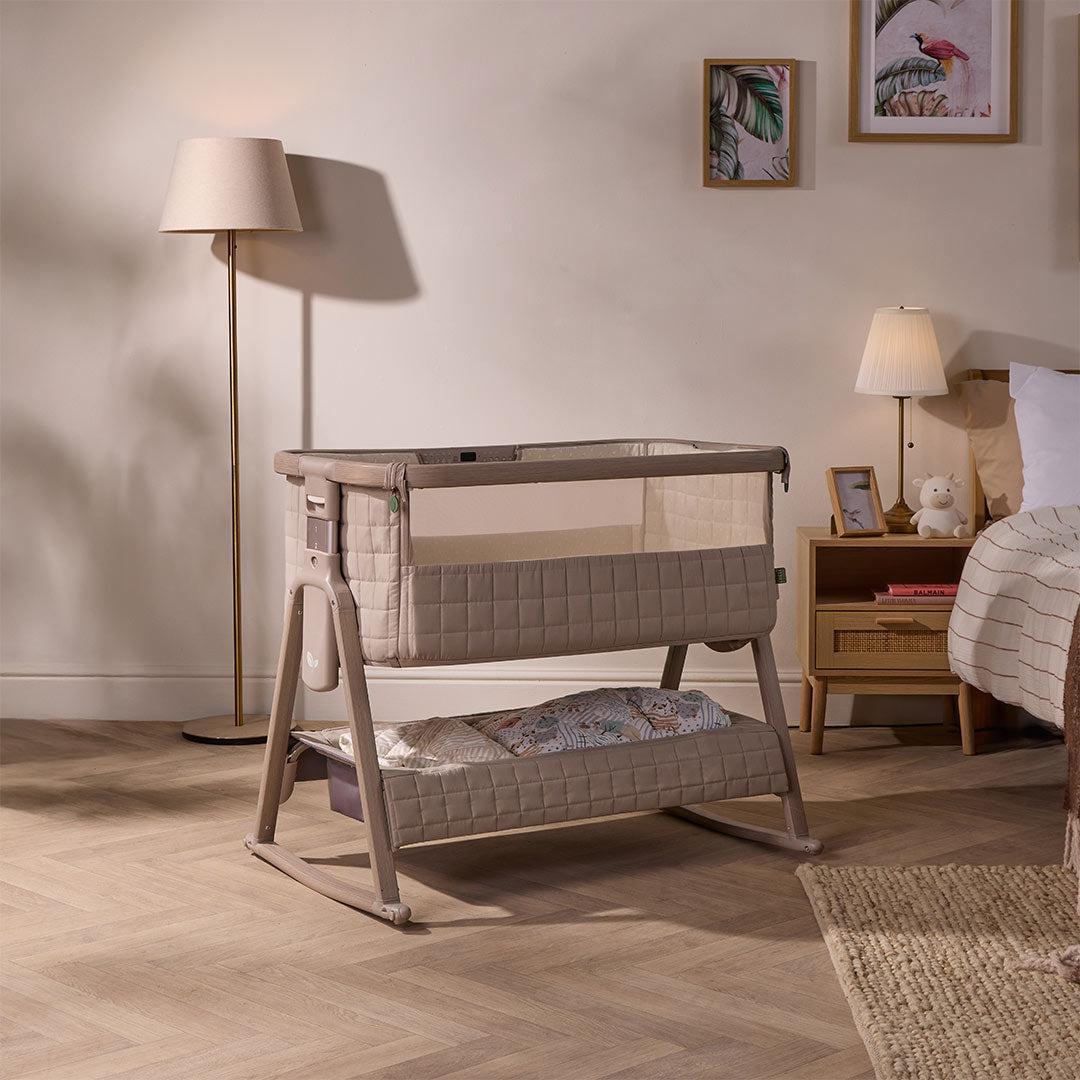 Tutti Bambini Cozee Sense Bedside Crib - Soft Walnut / Cocoa - Image 13