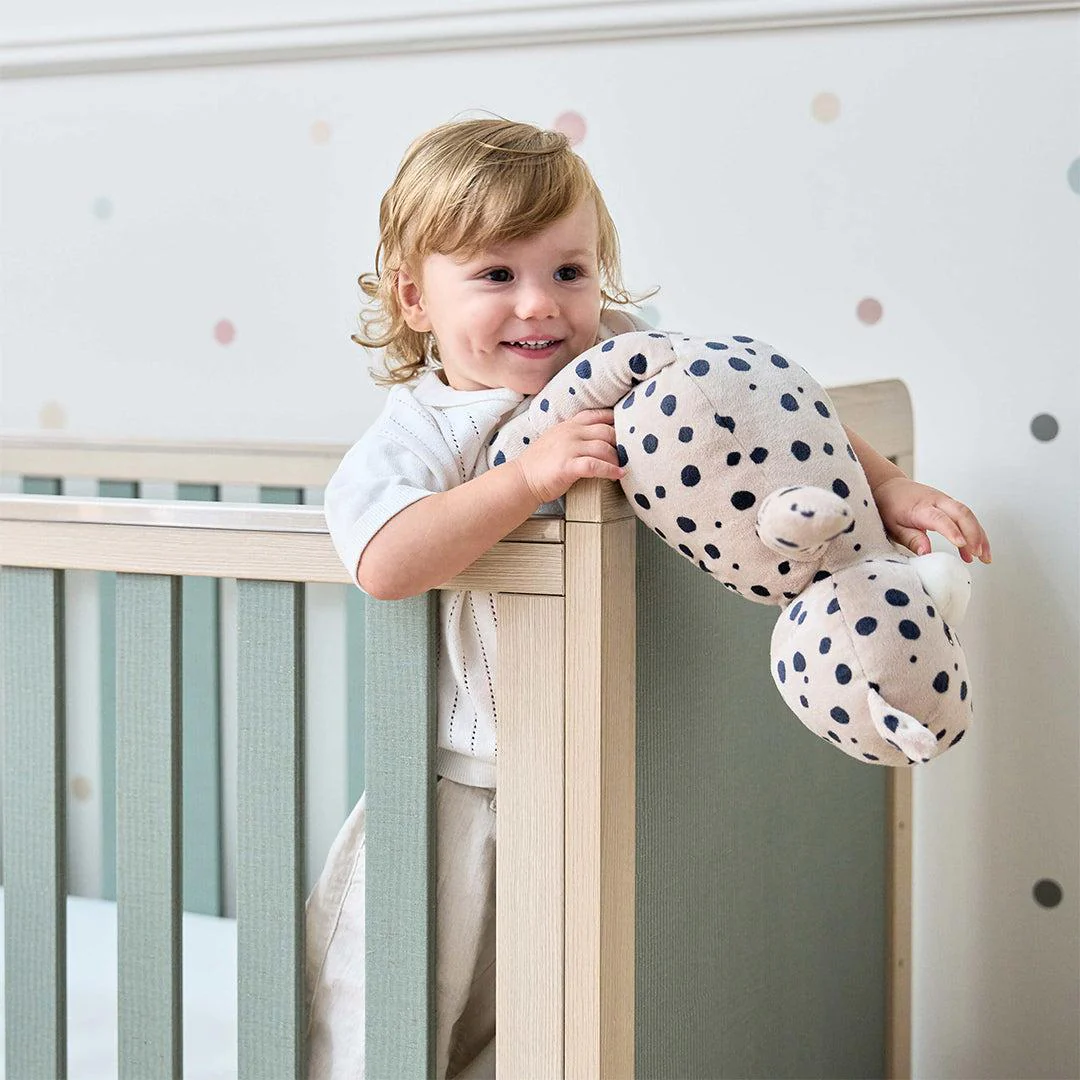 Tutti Bambini Kuba Cot Bed - Golden Oak / Sage Weave - Image 5